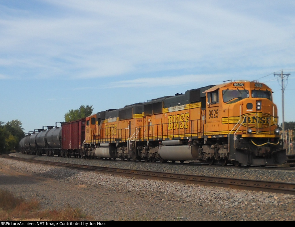 BNSF 9925 DPU